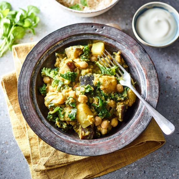 Dhansak with Chickpeas and Kale in a dish