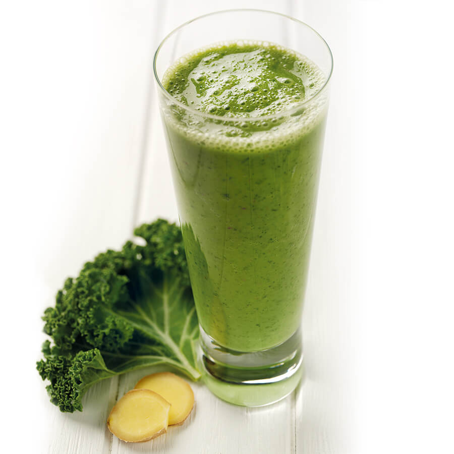 Pineapple, Kale & Apple Detox Smoothie
