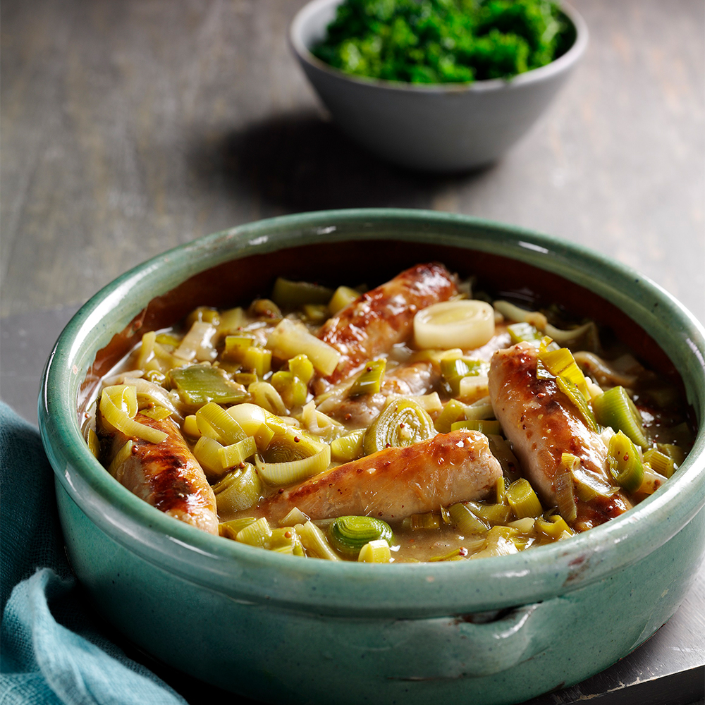 Picture of Braised Sausages in Leek Gravy