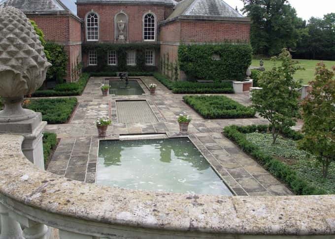 Italianate garden restoration in East Kent