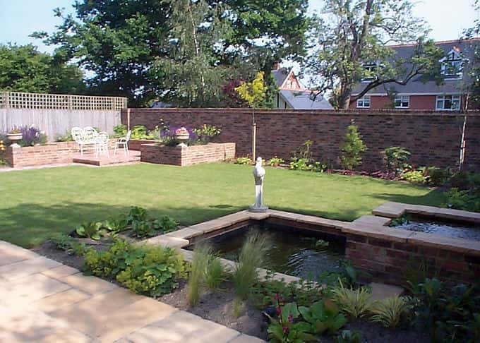 TO  Private garden - Mid Kent (Jennifer Frazer Garden Design)