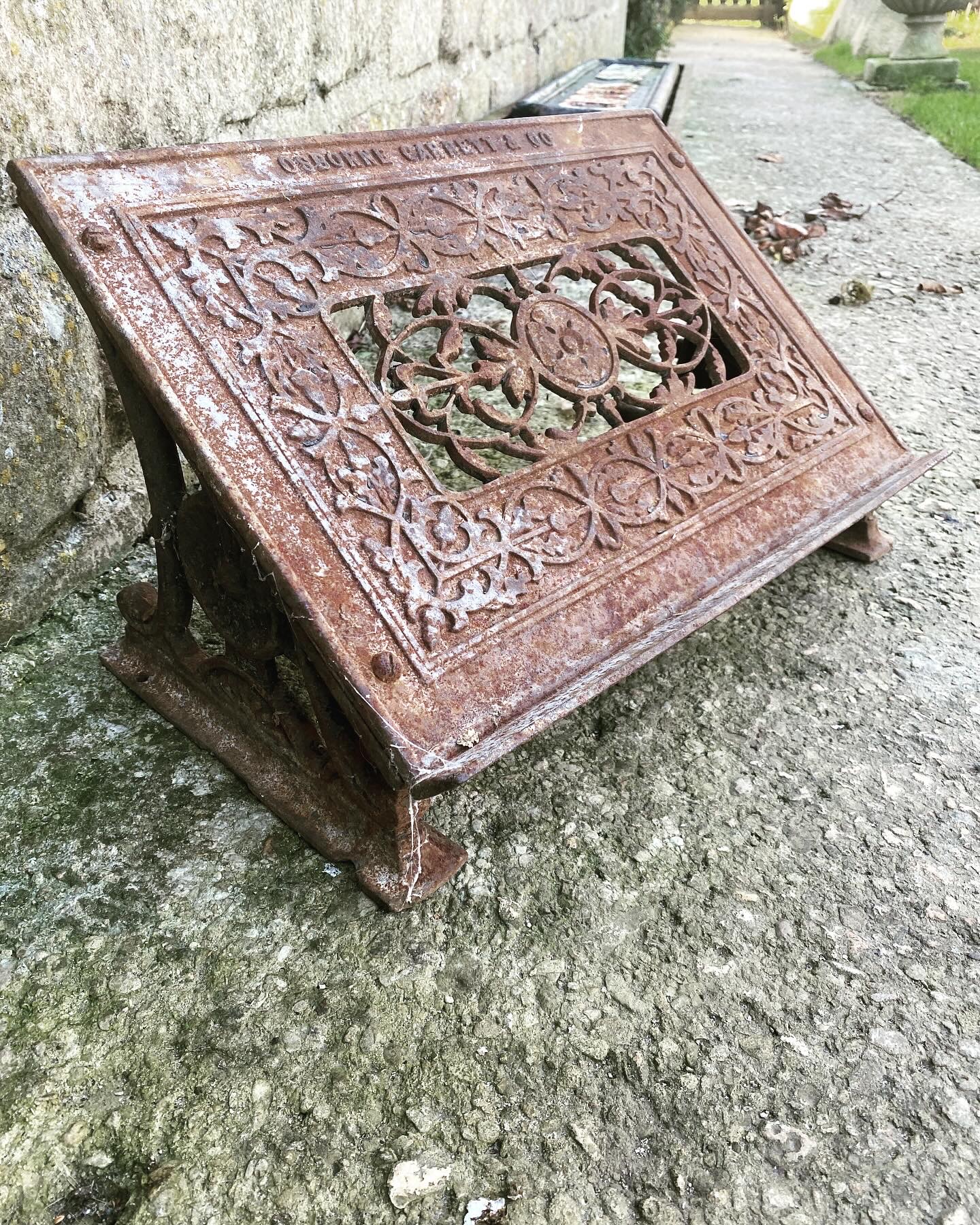 Foot rest for Barber shop