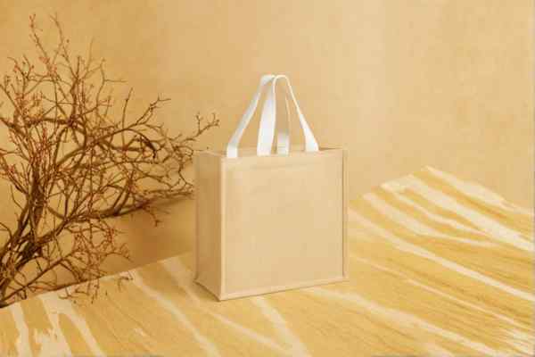 personnaliser-des-sacs-en-toile-de-jute--un-choix-ecologique-pour-votre-marque