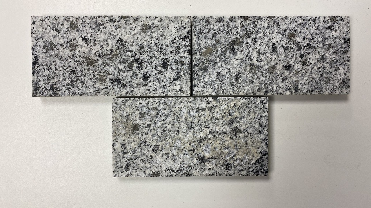 Silver - Grey Granite Paving Setts (each) 