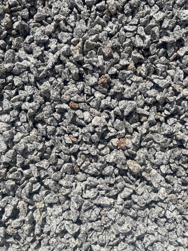 Silver Grey Granite Chippings Dry