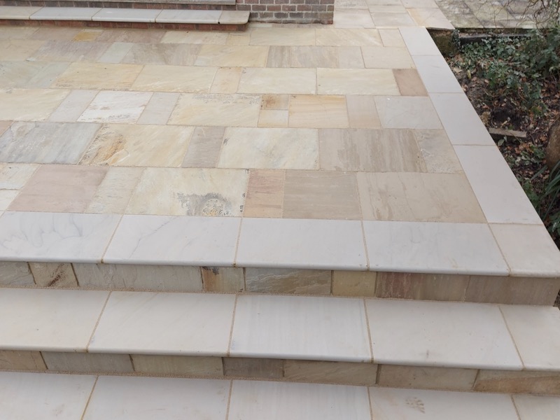Yellow Mint Sandstone Copings & Steps