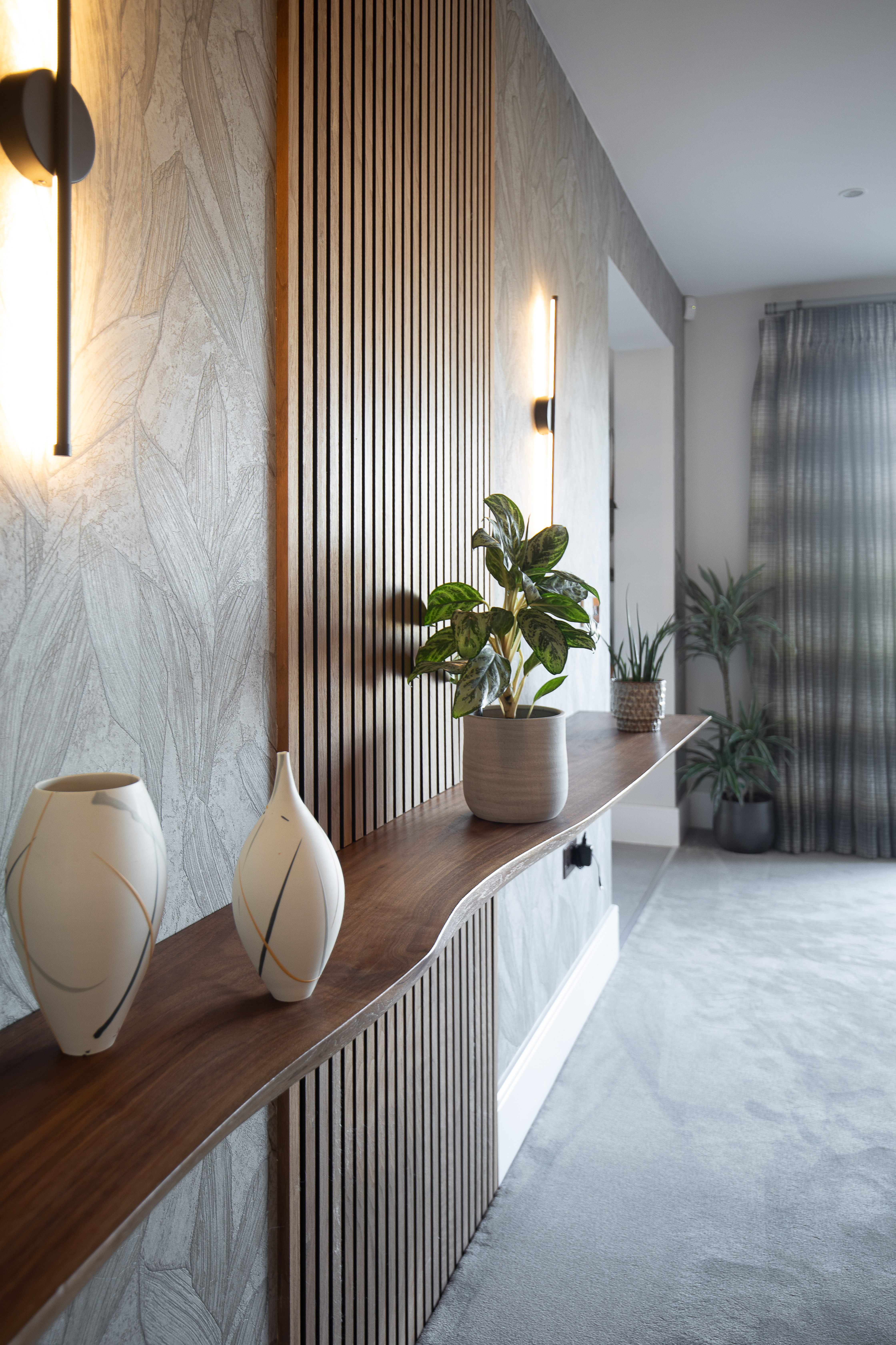 images/projects/Acorns/RenaissanceInteriors_CuratedDrawingRoom6.jpg 06