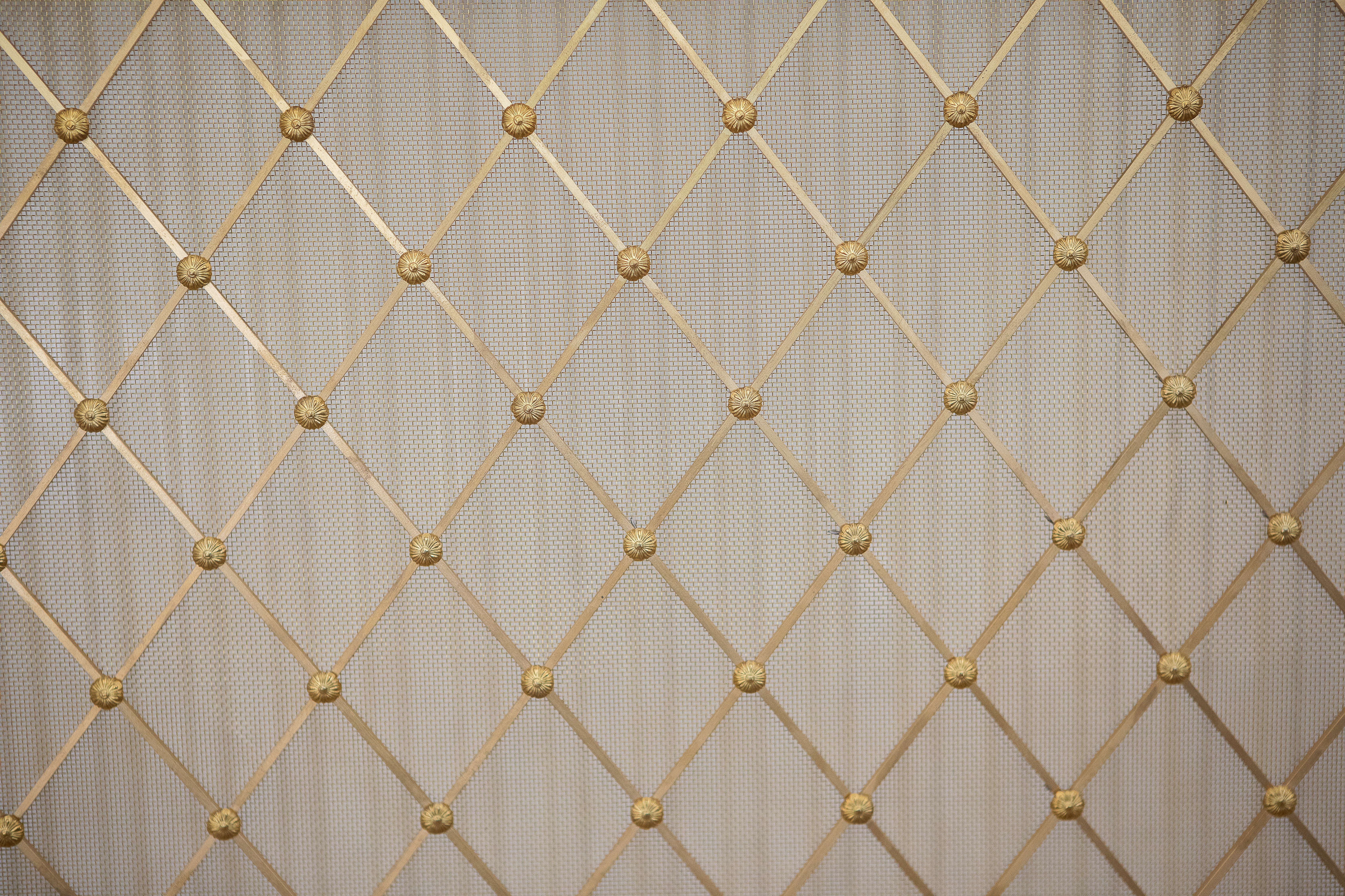 images/projects/Glencote/RenaissanceInteriors_HampshireDrawingRoom_DebbieHare_13.jpg 06