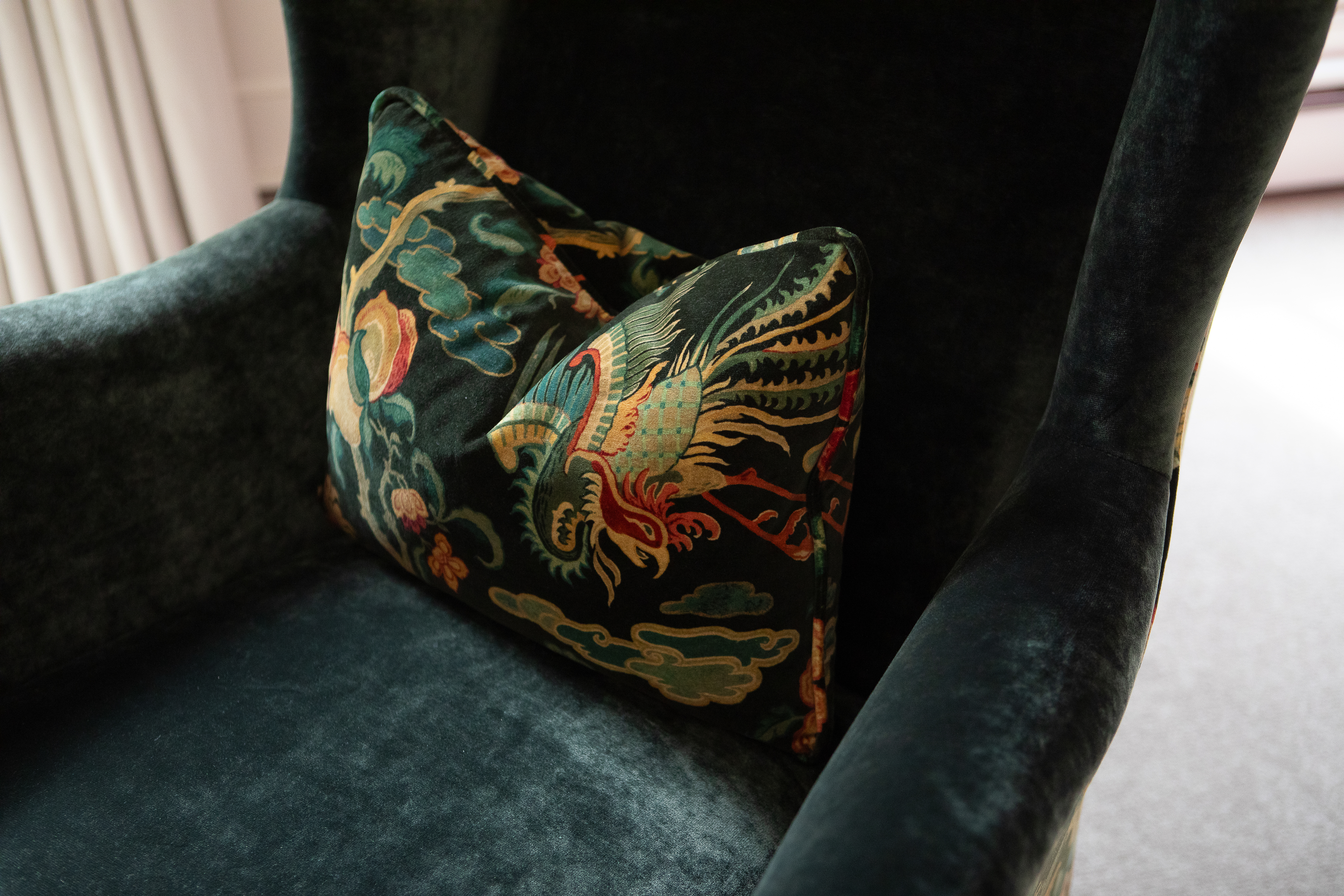 images/projects/Glencote/RenaissanceInteriors_HampshireDrawingRoom_DebbieHare_15.jpg 08