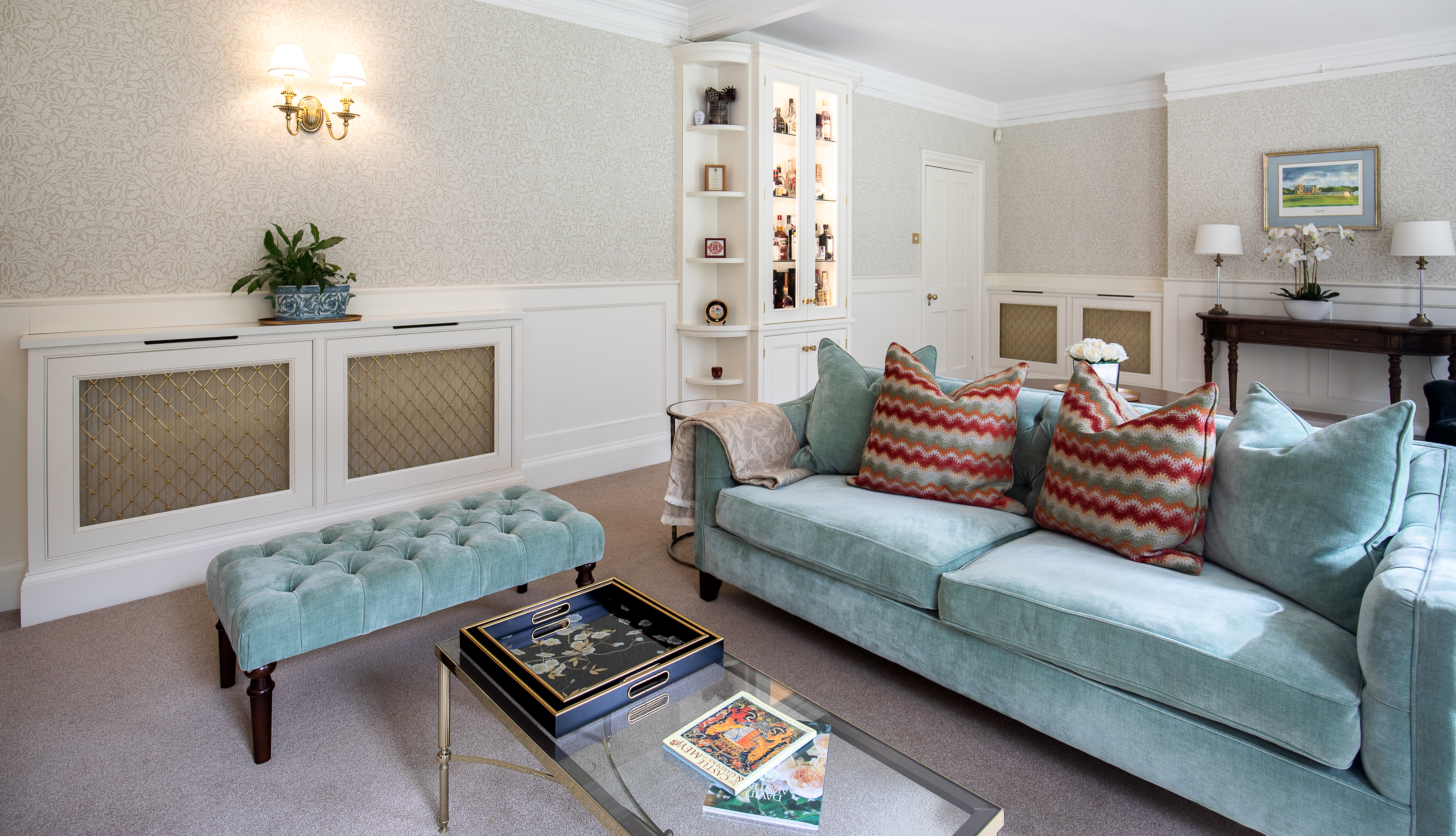 images/projects/Glencote/RenaissanceInteriors_HampshireDrawingRoom_DebbieHare_6.jpg 11