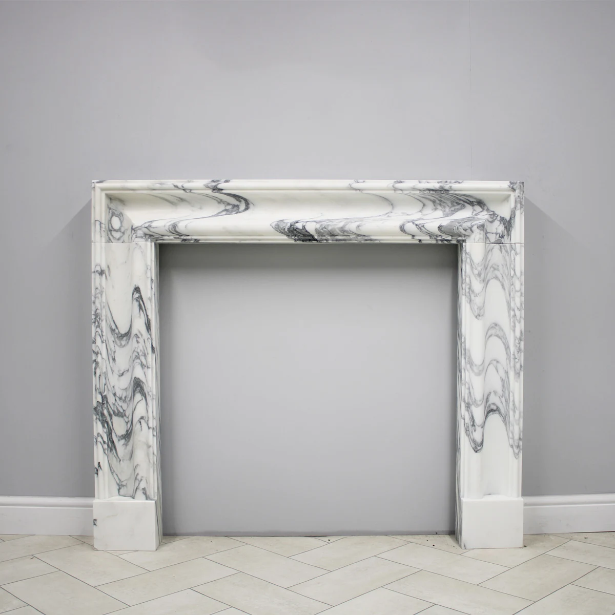 Bolection Arabescato - Honed