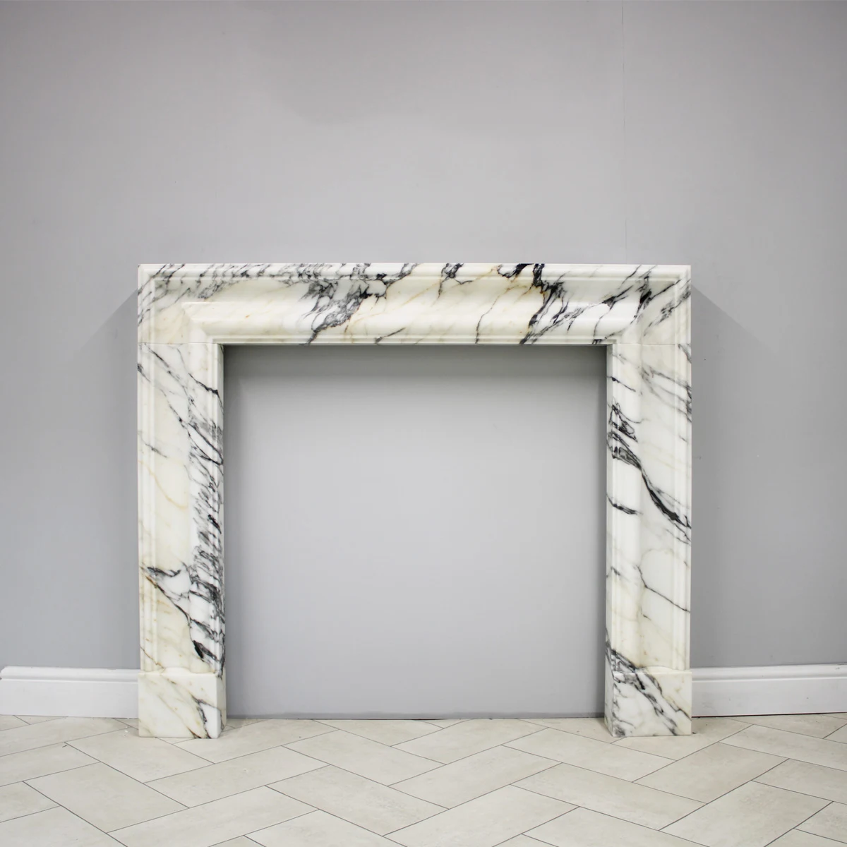 Bolection Arabescato - Honed