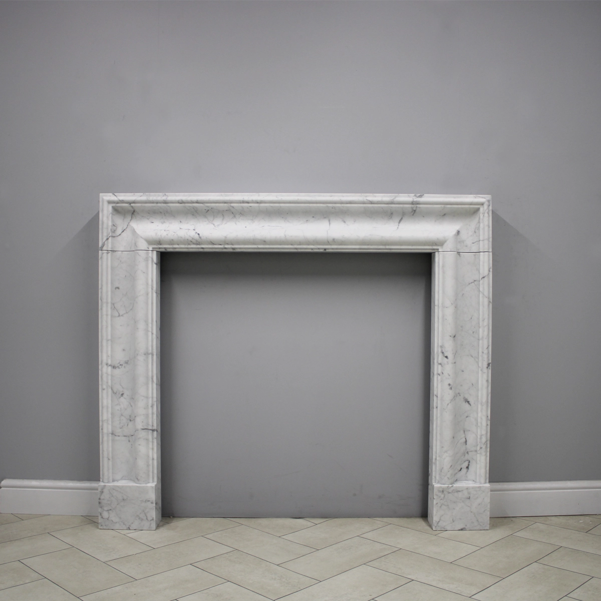 Bolection Bianca Carrara - Honed