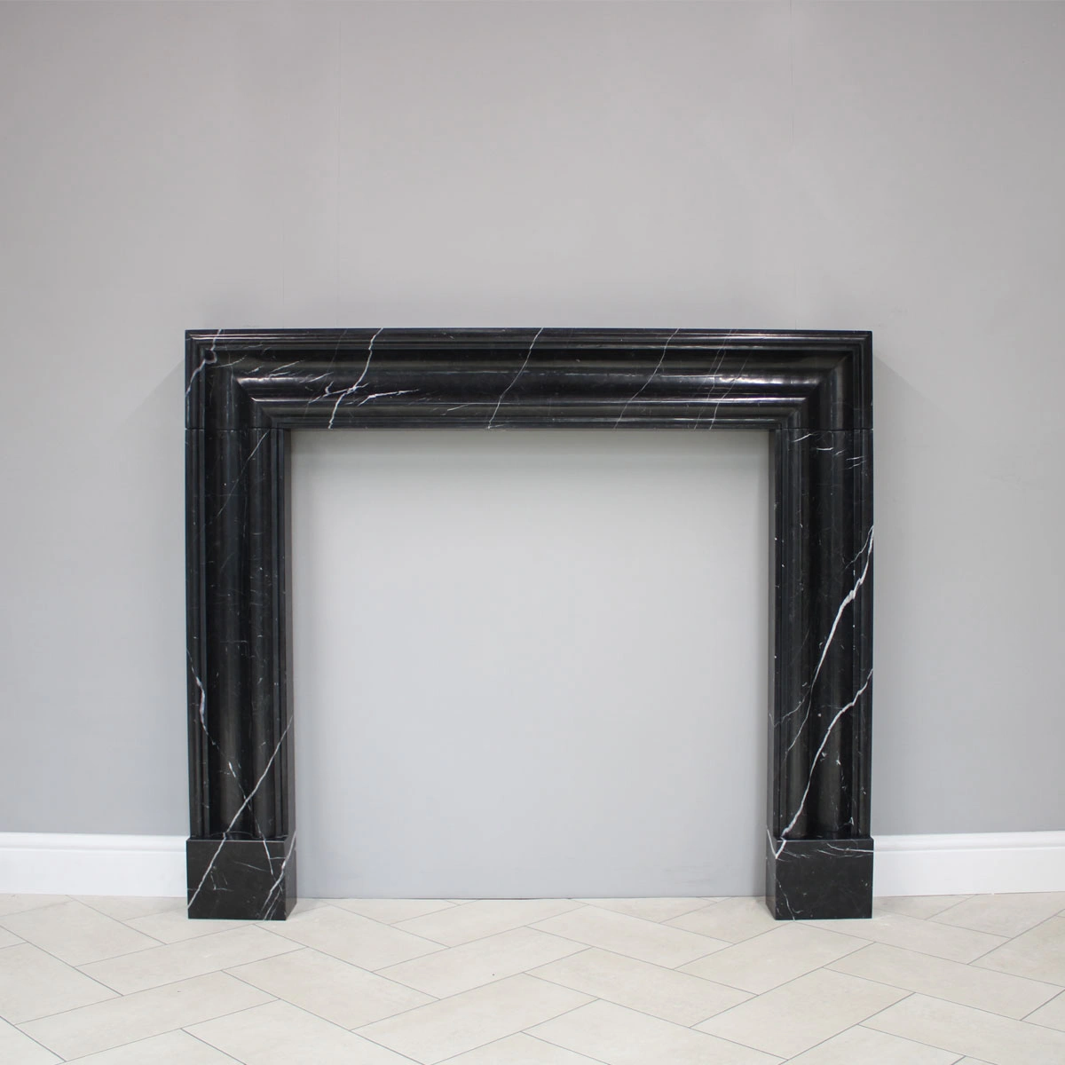 Bolection Nero Marquina - Honed