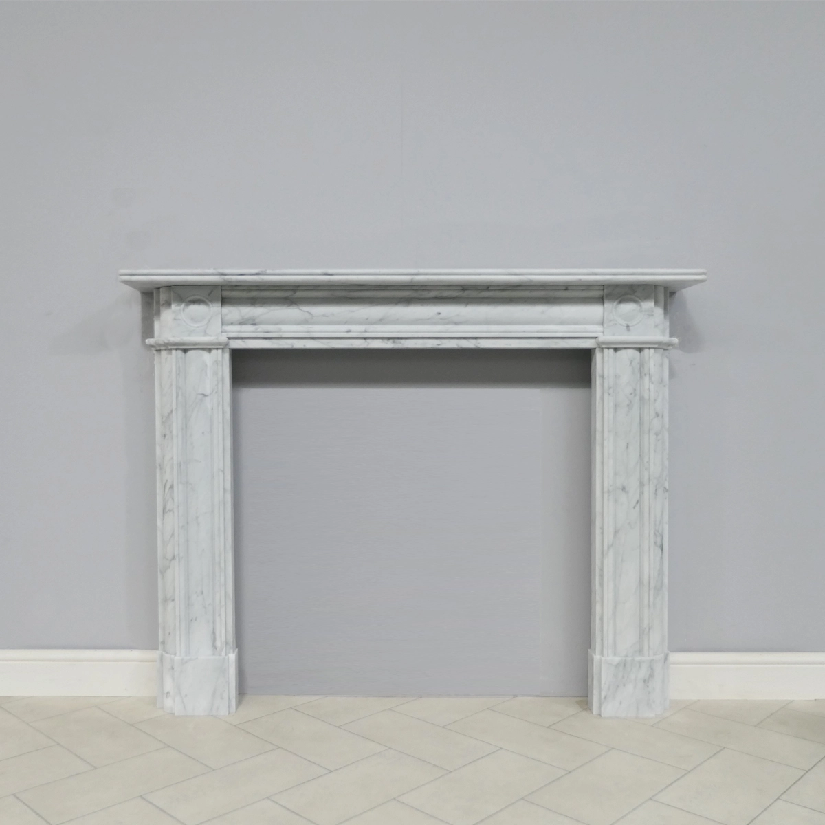 Regency Bullseye Carrara - Honed