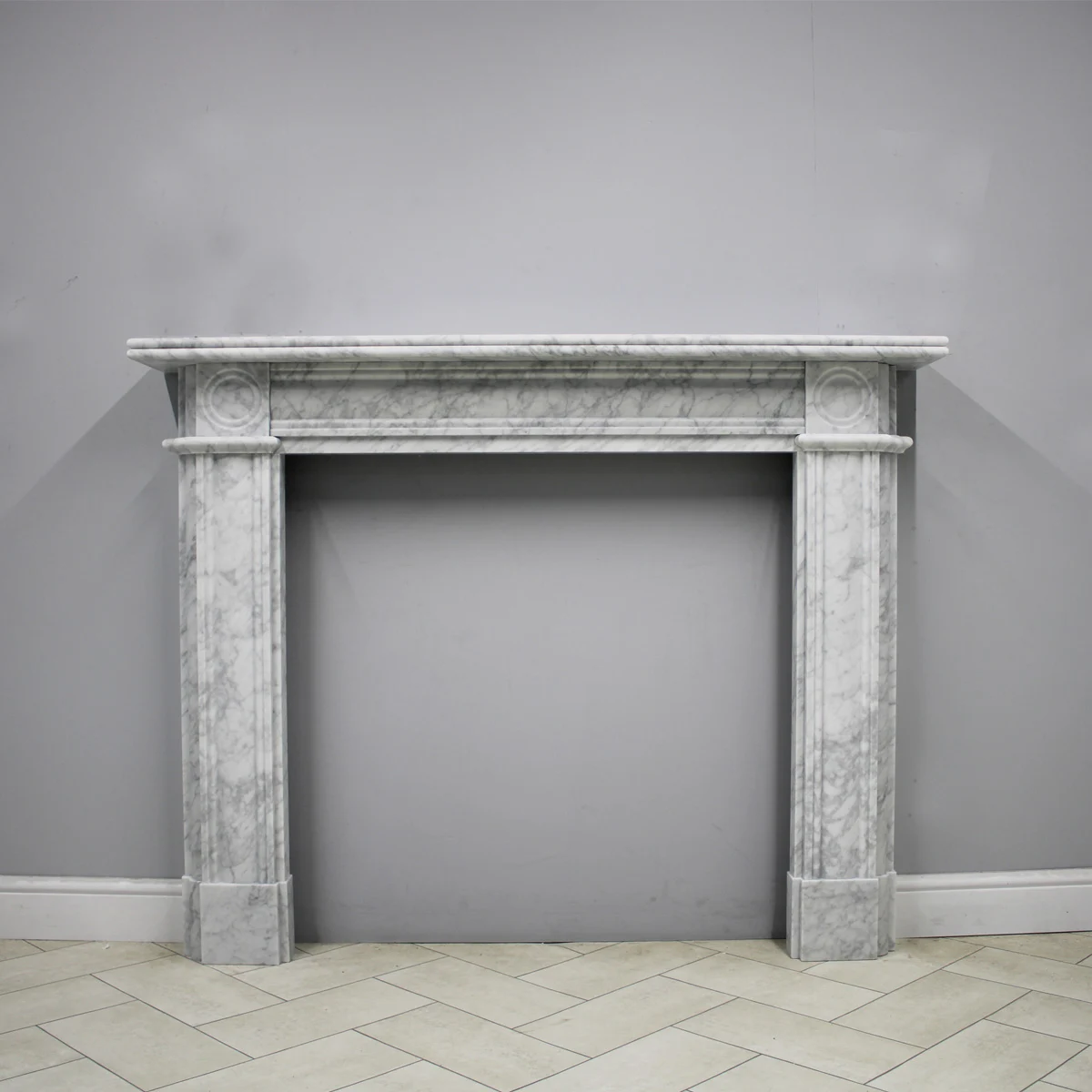 Regency Bullseye Carrara - Honed