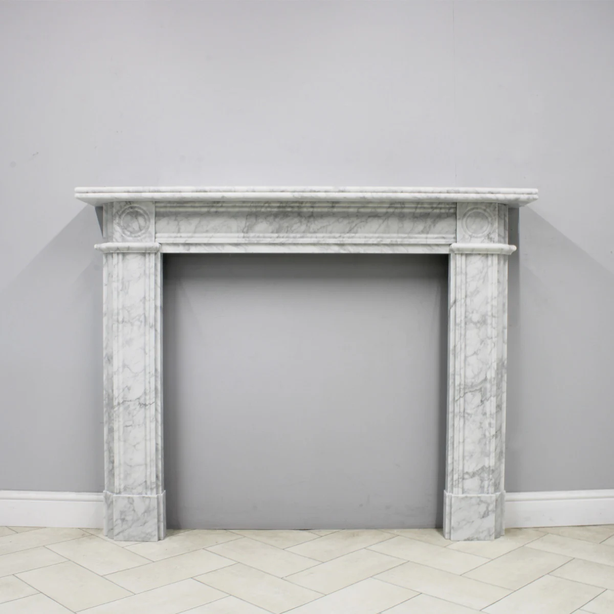 Regency Bullseye Carrara - Honed