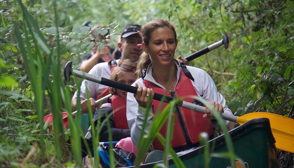 Family Canoeing on the Beaulieu River.