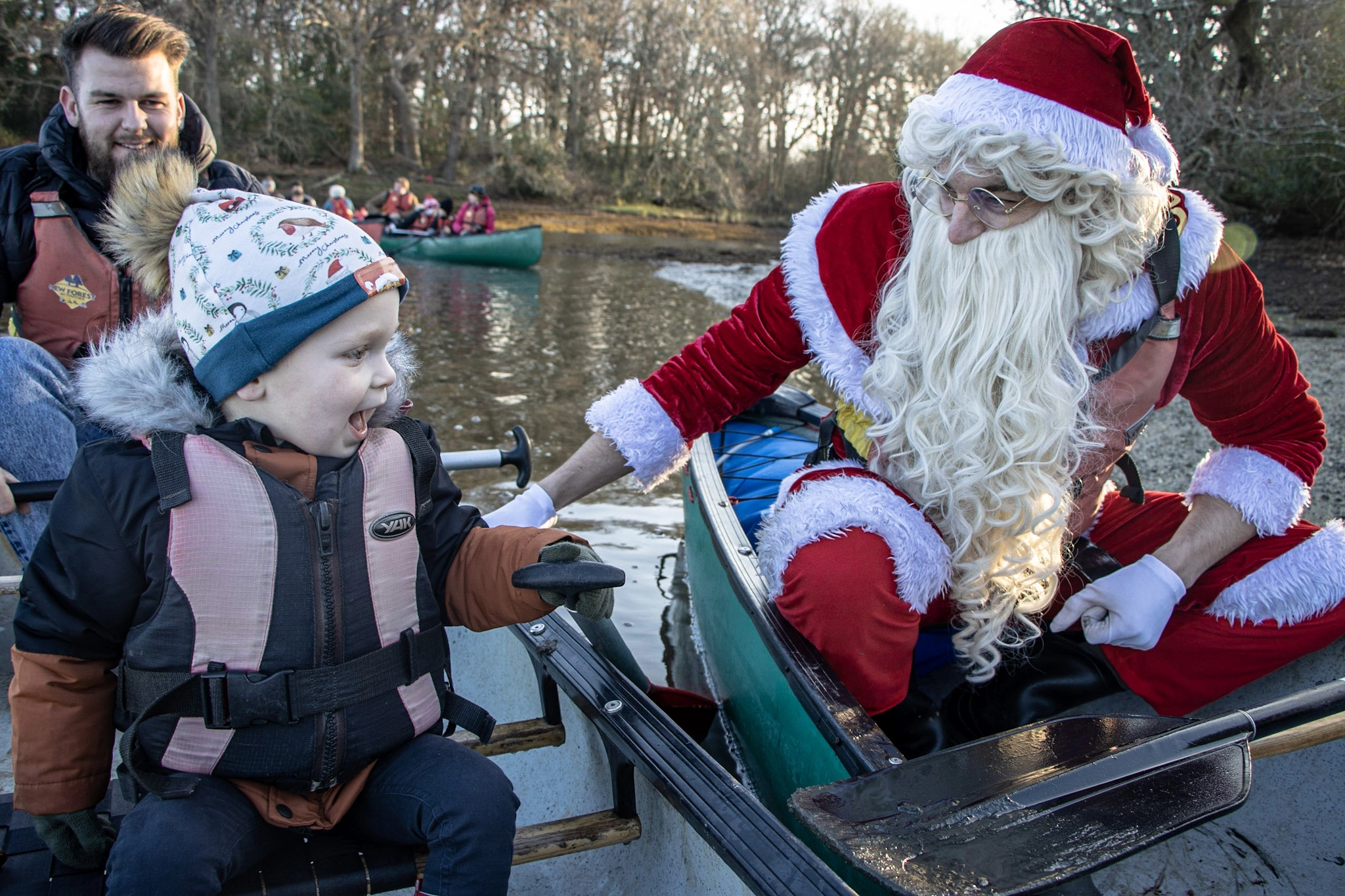 Family Canoeing on the Beaulieu River.