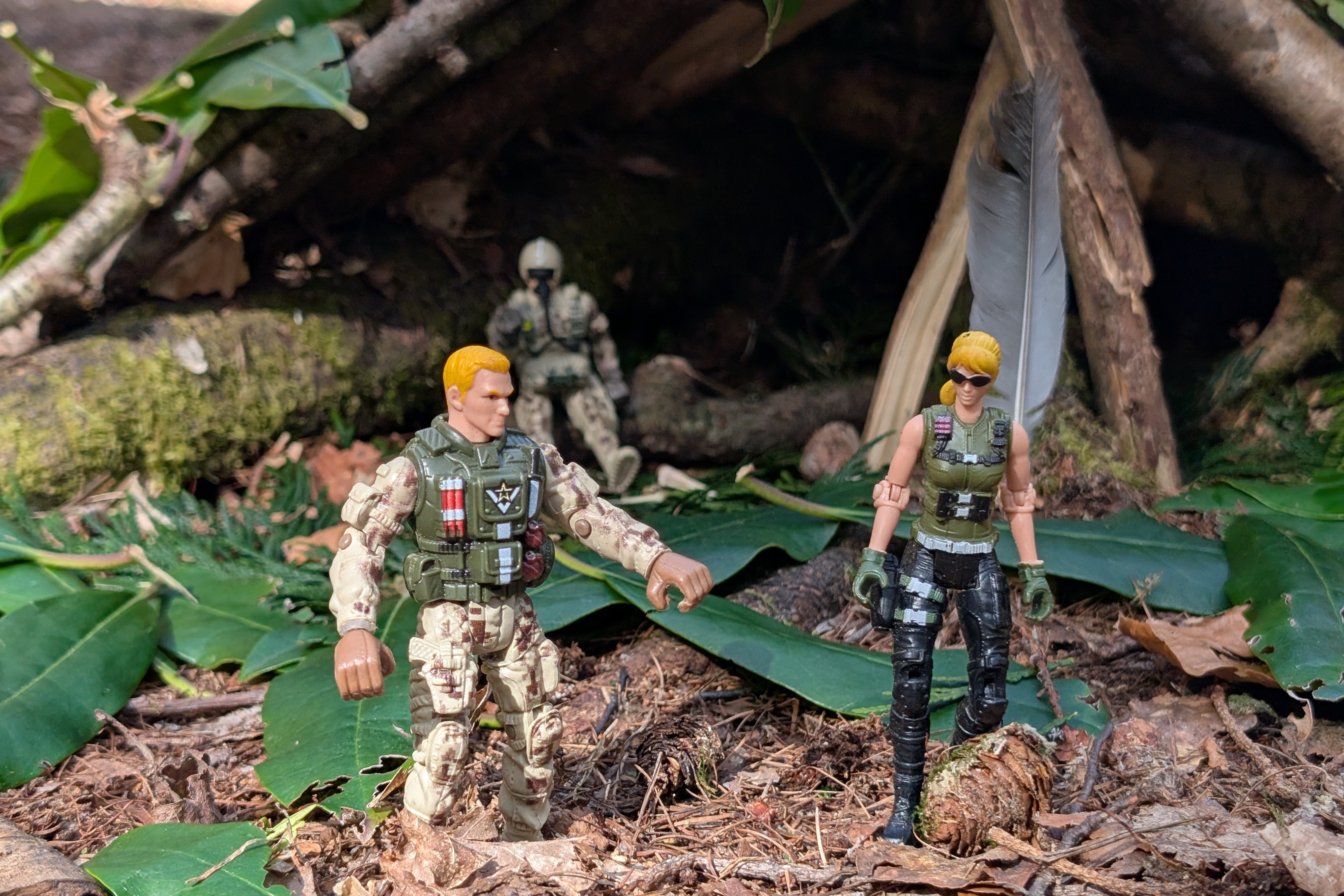 Creative woodland mini worlds for characters