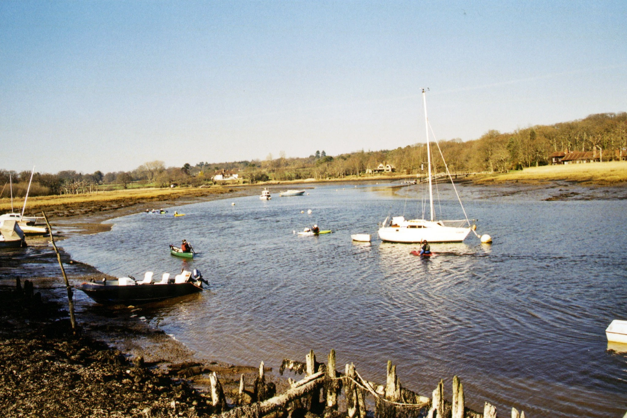 Family Canoeing on the Beaulieu River.