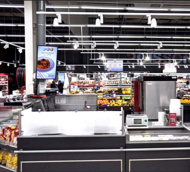 Retail led light testing