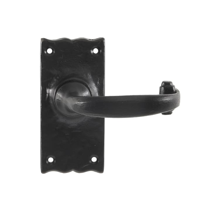 BA02 BLACK ANTIQUE 'TRADITIONAL' LEVER LATCH