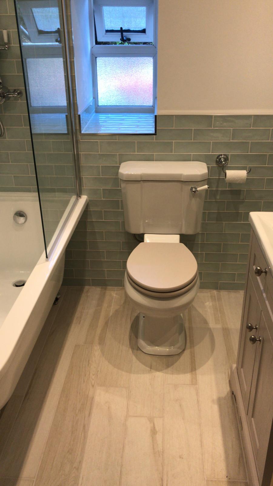 Traditional Cottage Bathroom, Peak District 3