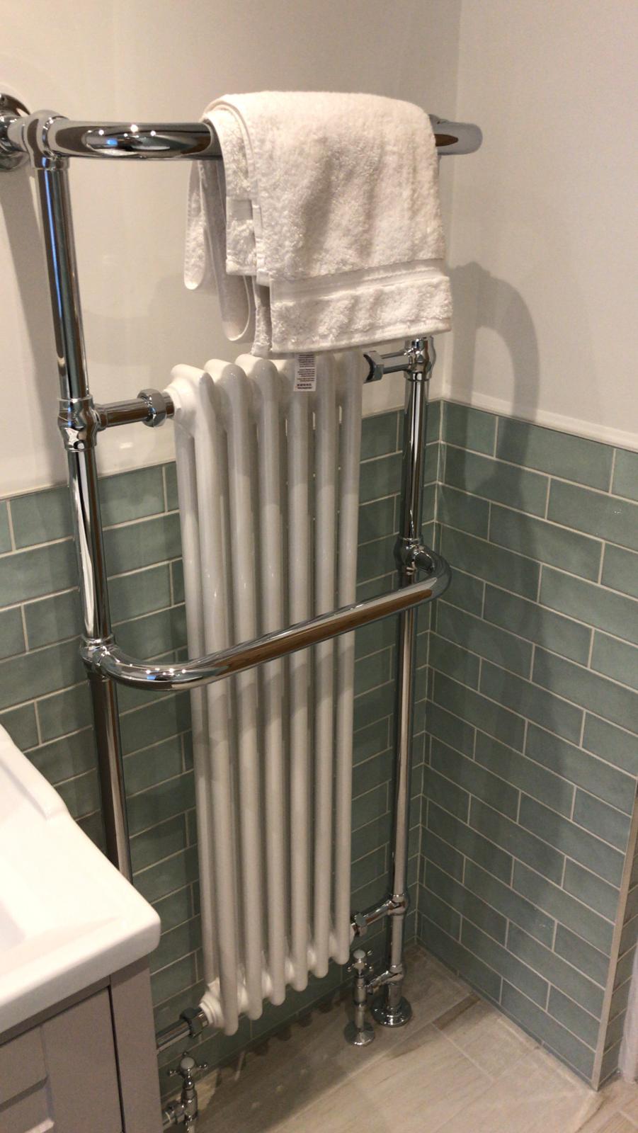 Traditional Cottage Bathroom, Peak District 2