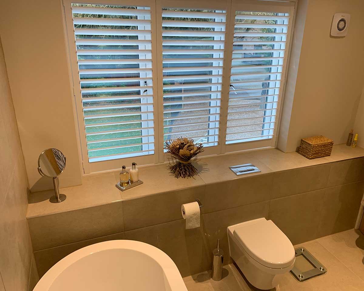 2 Large Bathrooms, Detached House, Wilmslow, Cheshire 3