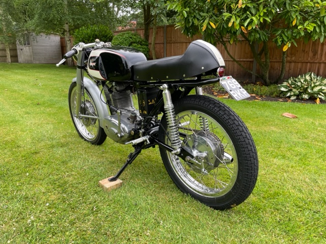 1962 Ducati 250 Daytona 3