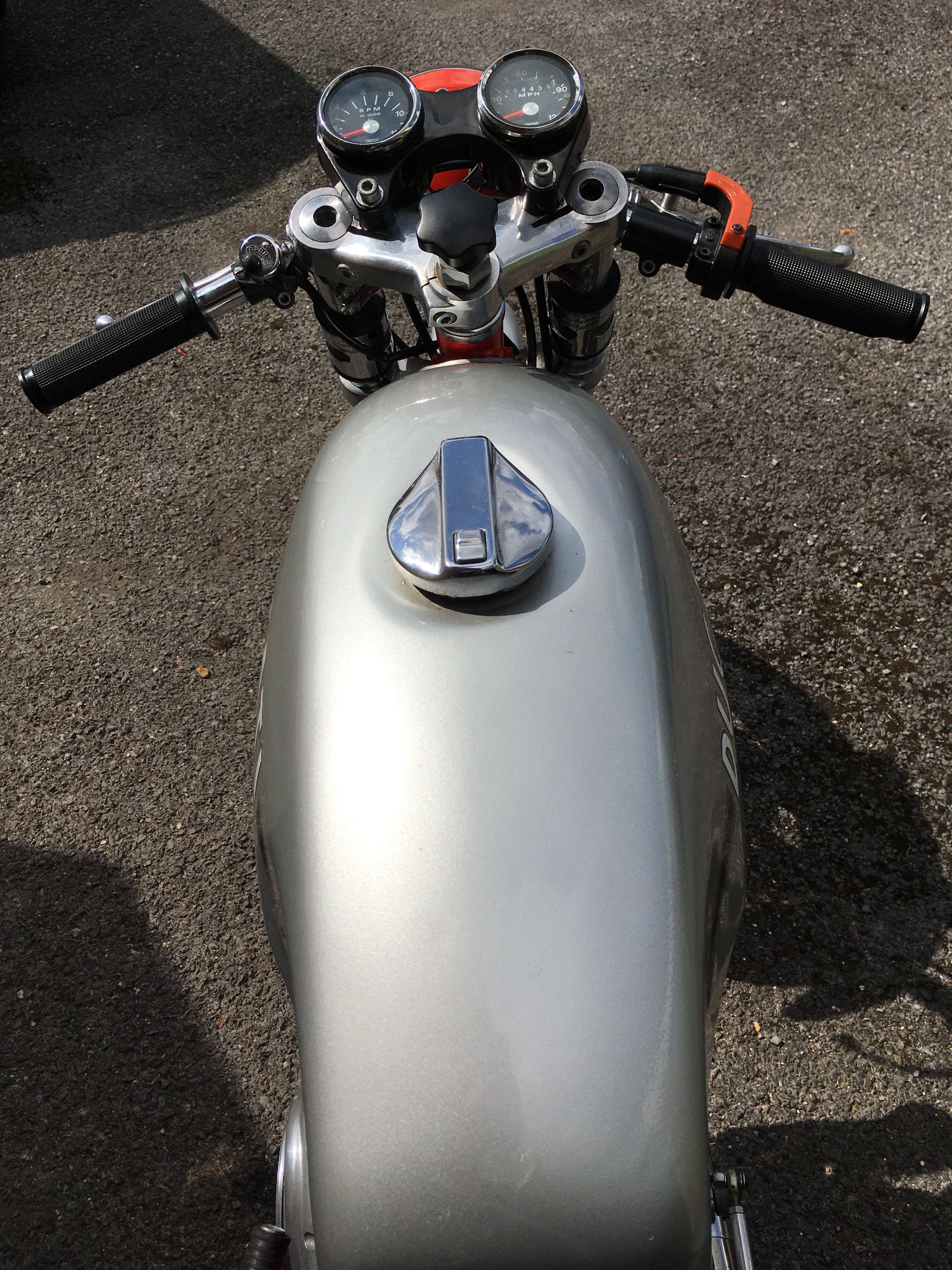 Ducati 450 Desmo 1972 9