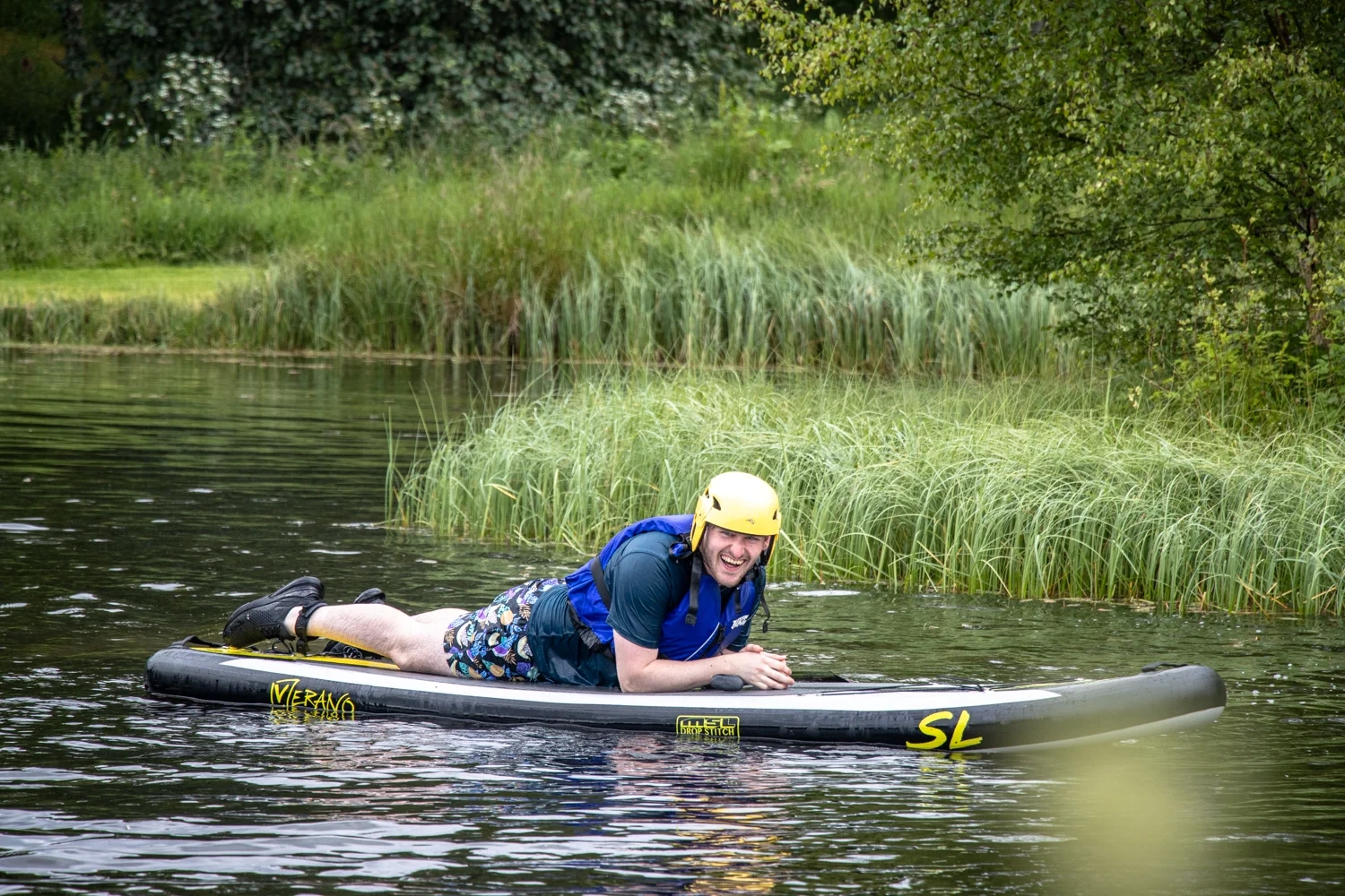 Family Canoeing on the Beaulieu River.