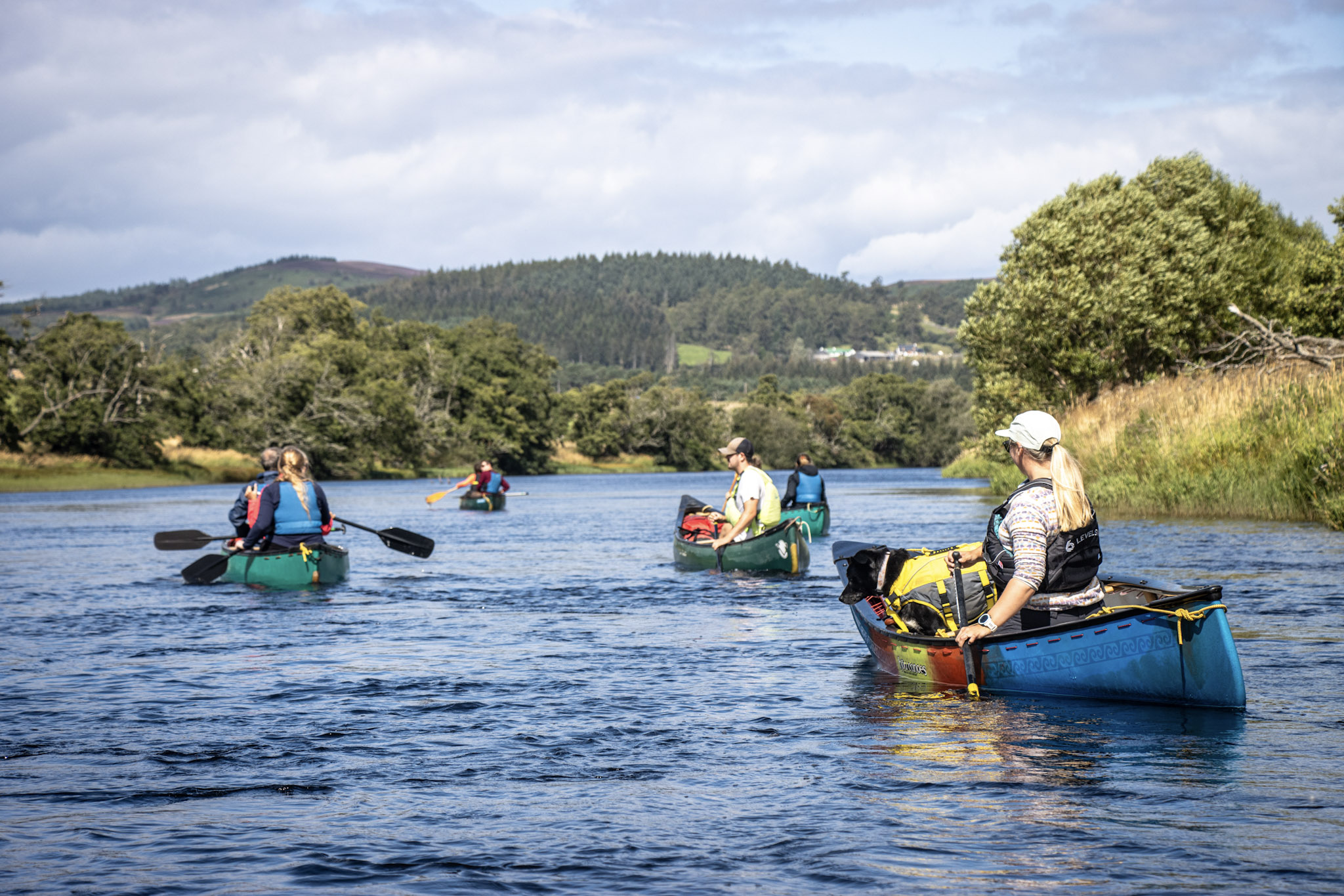 Family Canoeing on the Beaulieu River.