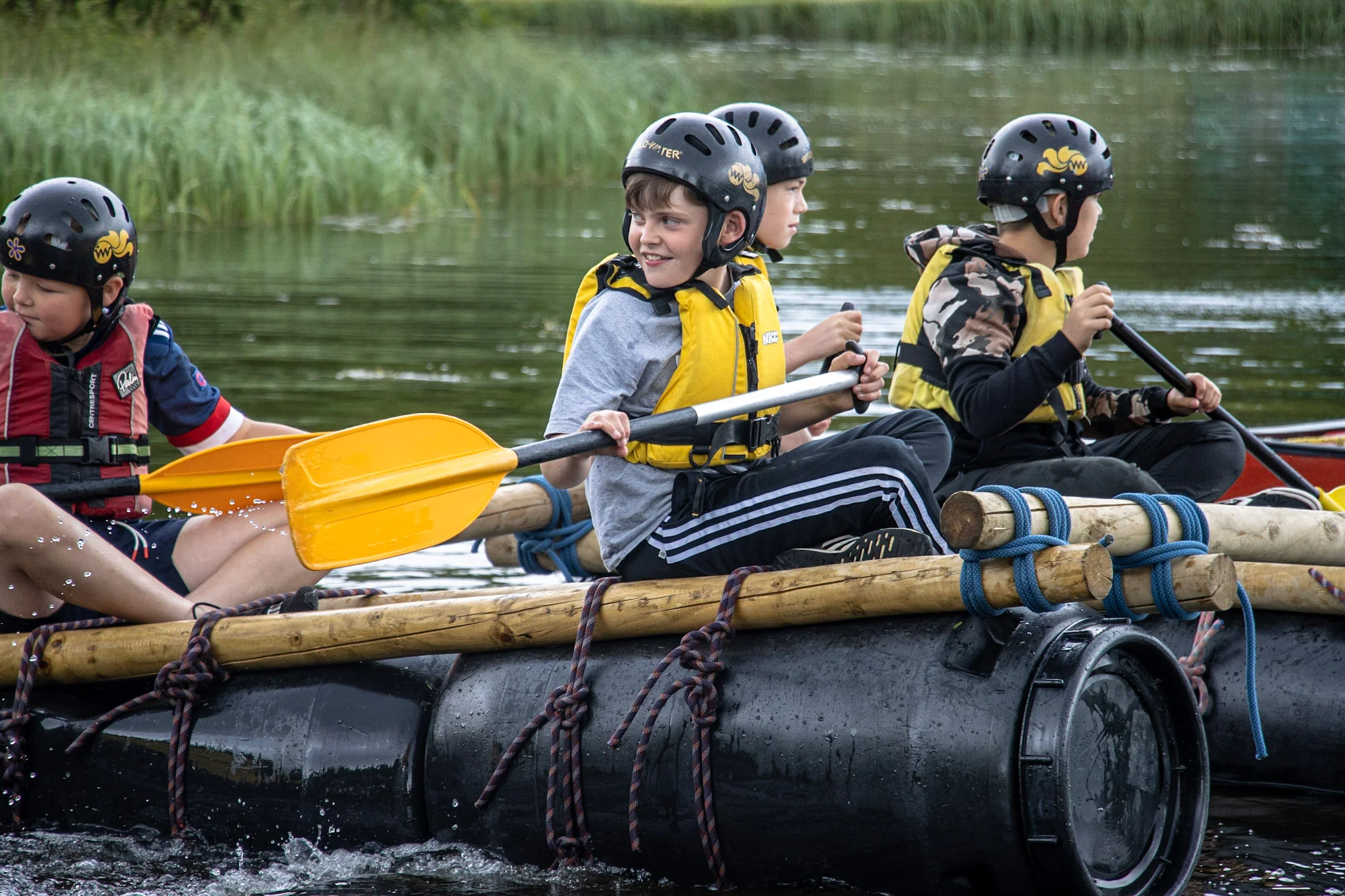 Family Canoeing on the Beaulieu River.