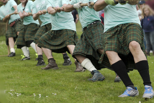 Top 7 Corporate Team Building Activities in Scotland