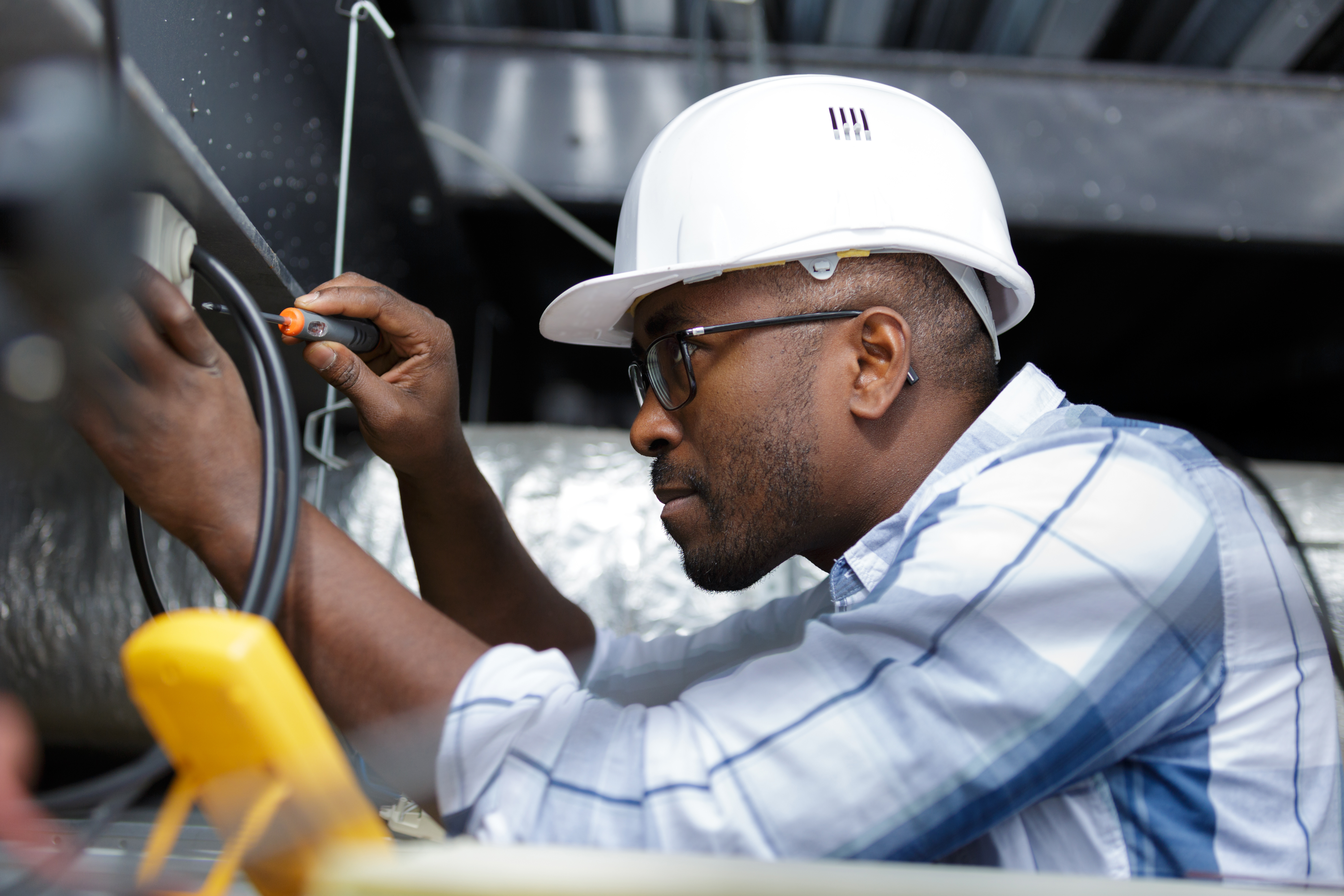 PRÉPARATION À L’HABILITATION ÉLECTRIQUE POUR ÉLECTRICIEN (B1V/B2V/BR/BC/BE-HE/H0V)