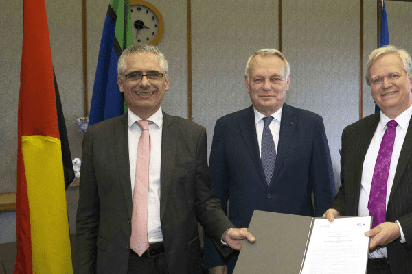 Signature d'un accord entre l'université PSL et ANU-Australie Mag