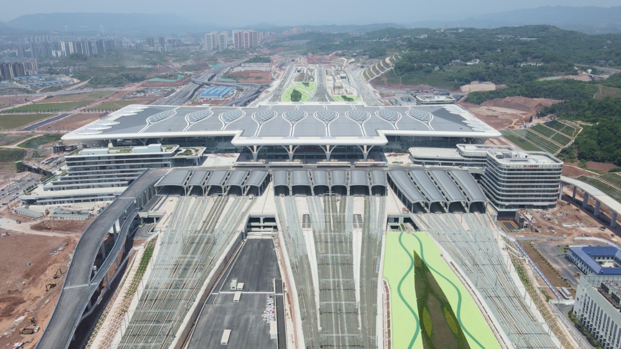 Photo representing the 'Chongqing East: Why China built the world's biggest railway station' article