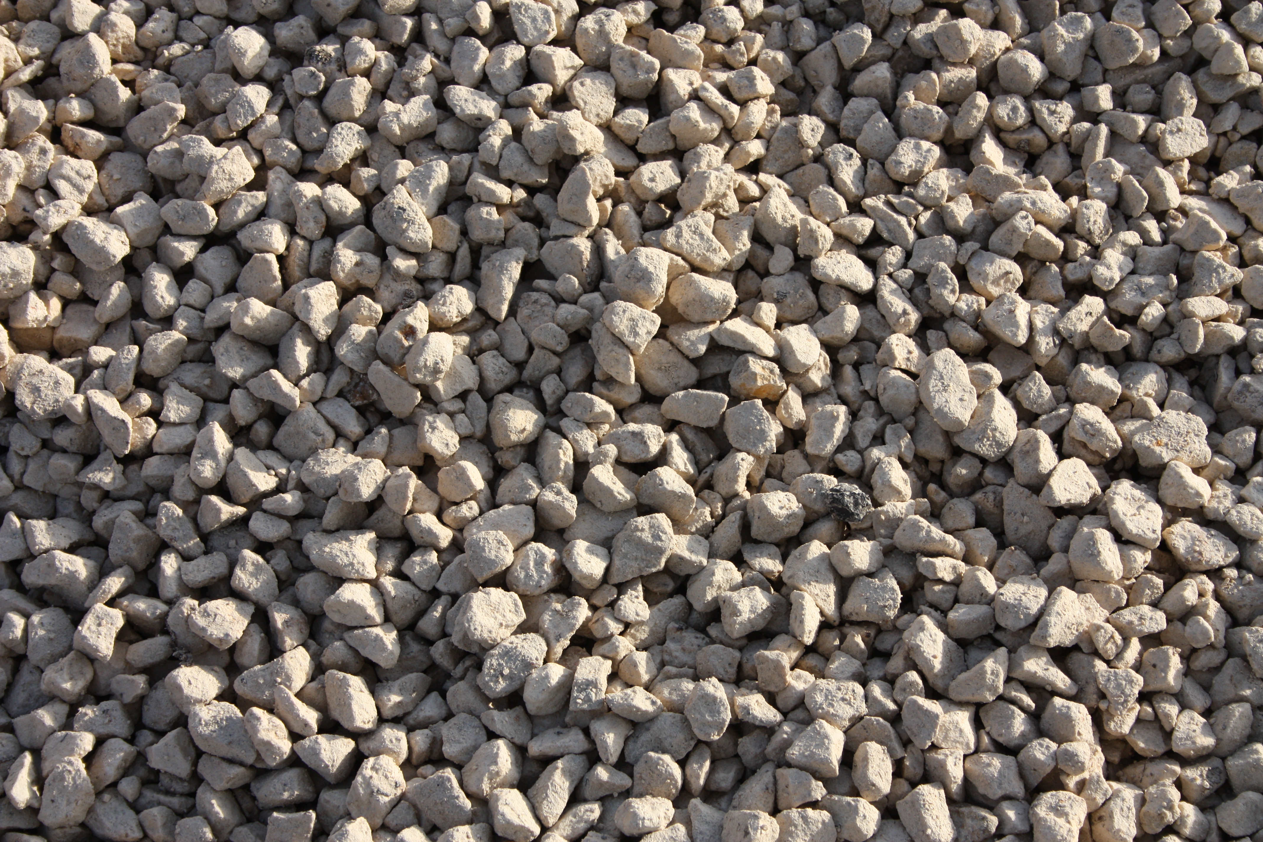 20mm Old English Chippings Bulk Bag