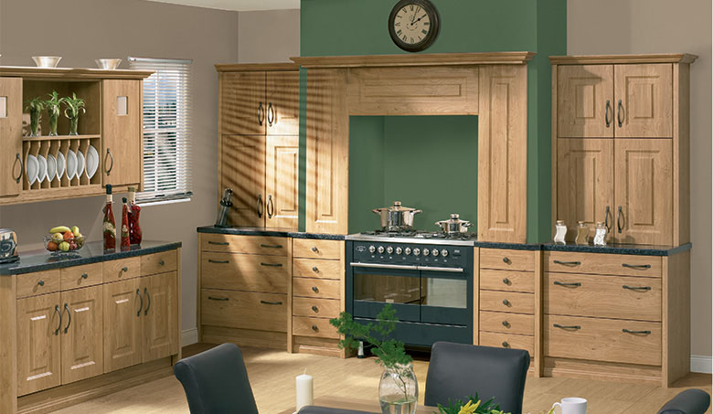 Bella Pippy Oak Oxford Kitchen