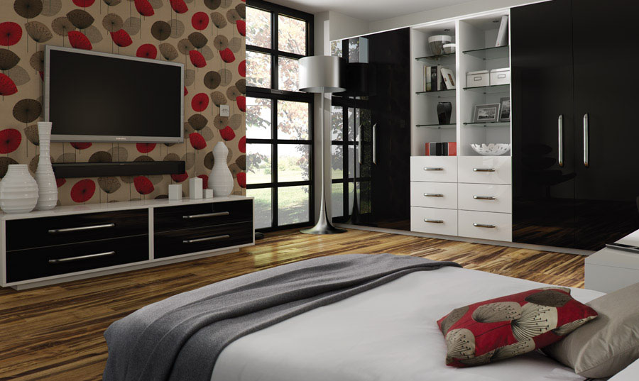 Zurfiz Ultragloss Black Bedroom