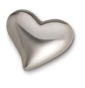 HUH022 Heart-shaped keepsake,