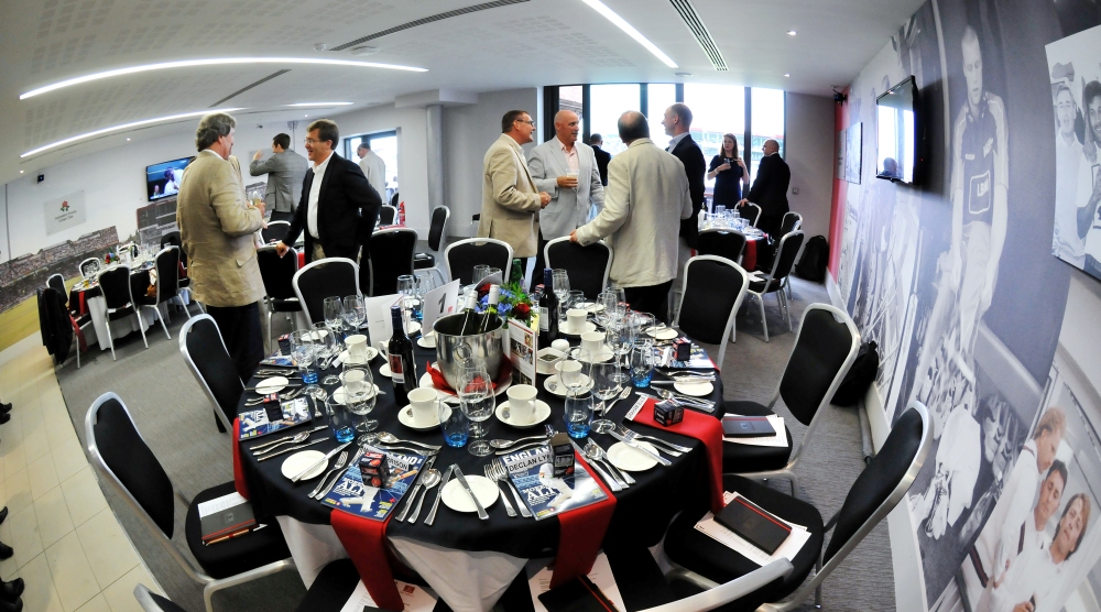 Images/Package_Images/Cricket/Emirates-Old-Trafford/Legends_Lounge2.jpg