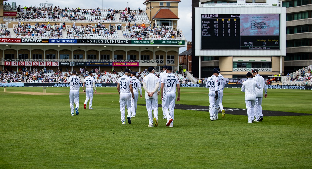 England's Historic Test Victory Over Pakistan 