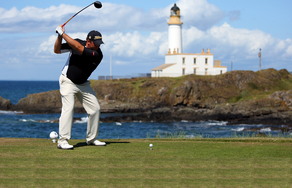 Photo showcasing Golf