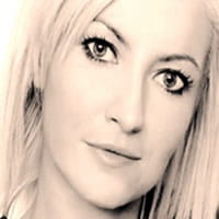 Nikki Dean