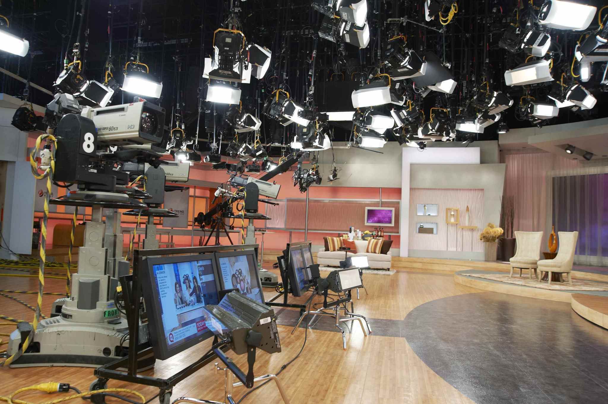 TV Shopping Guest Presenter Training
