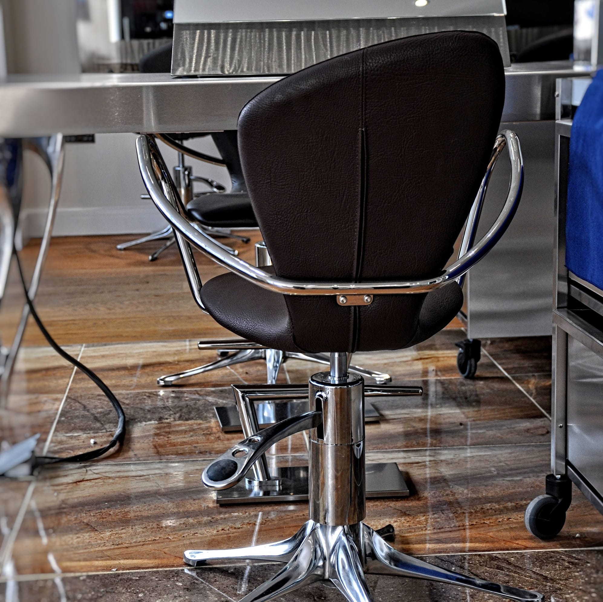 Beautiful, bespoke Italian designer styling furniture at Mark Glenn's Kensington Gardens location