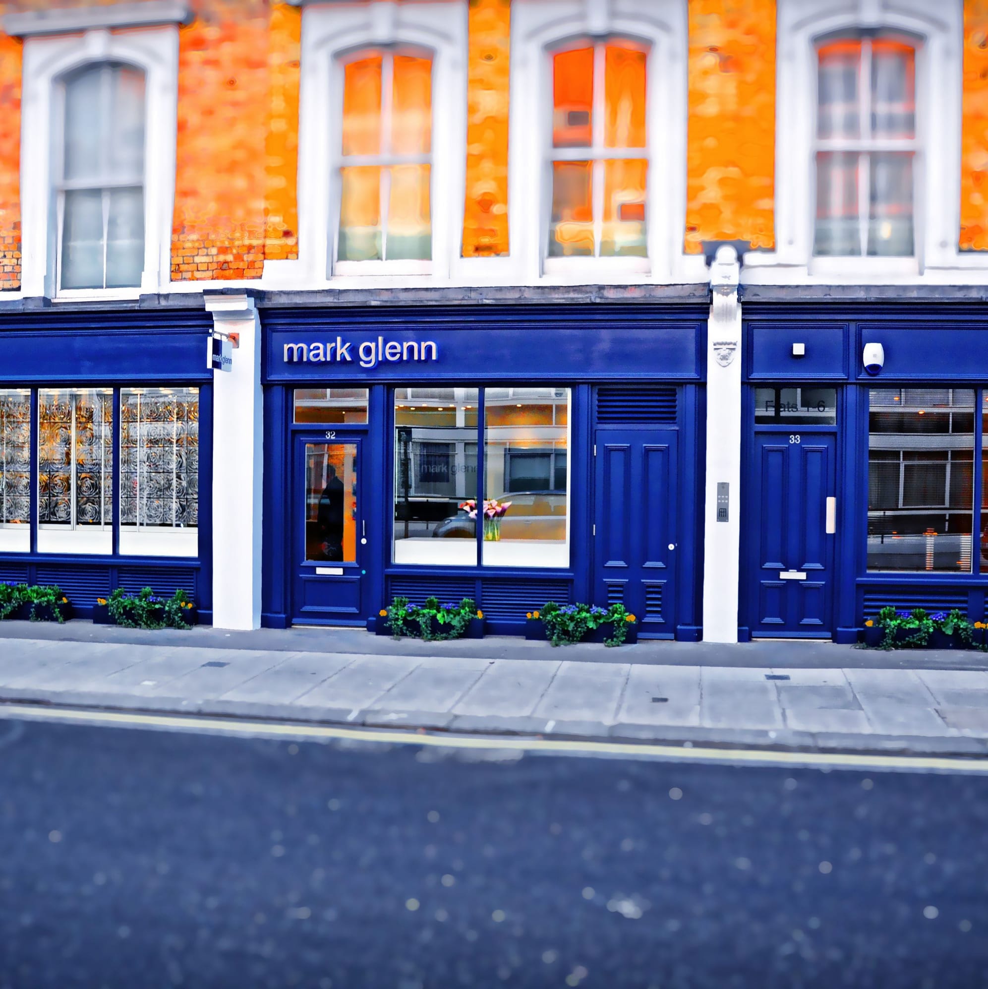 Mark Glenn Hair Enhancement exterior in London's Kensington Gardens